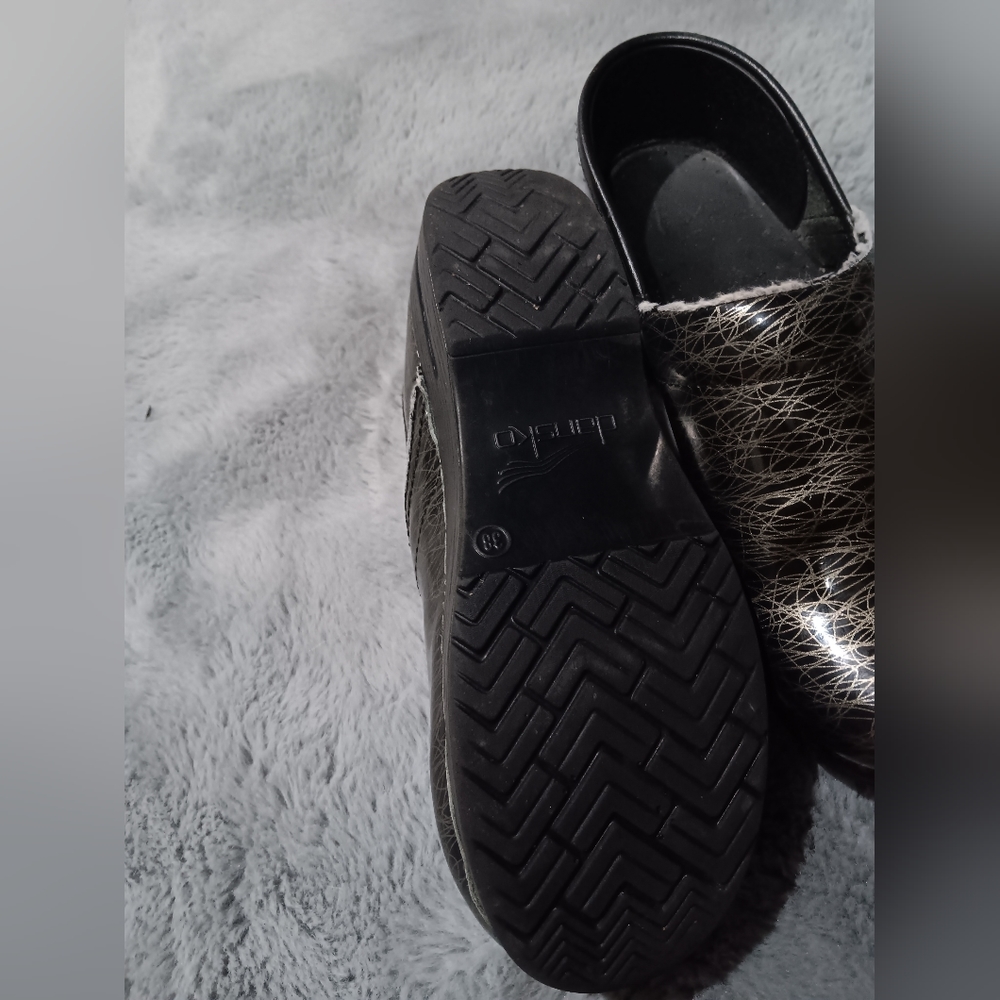 Danskos - Picture 3 of 4